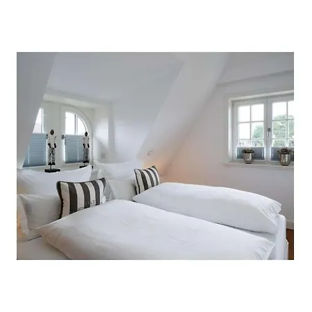 1-bedroom *