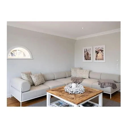 Holiday home 1-bedroom Wenningstedt-Braderup